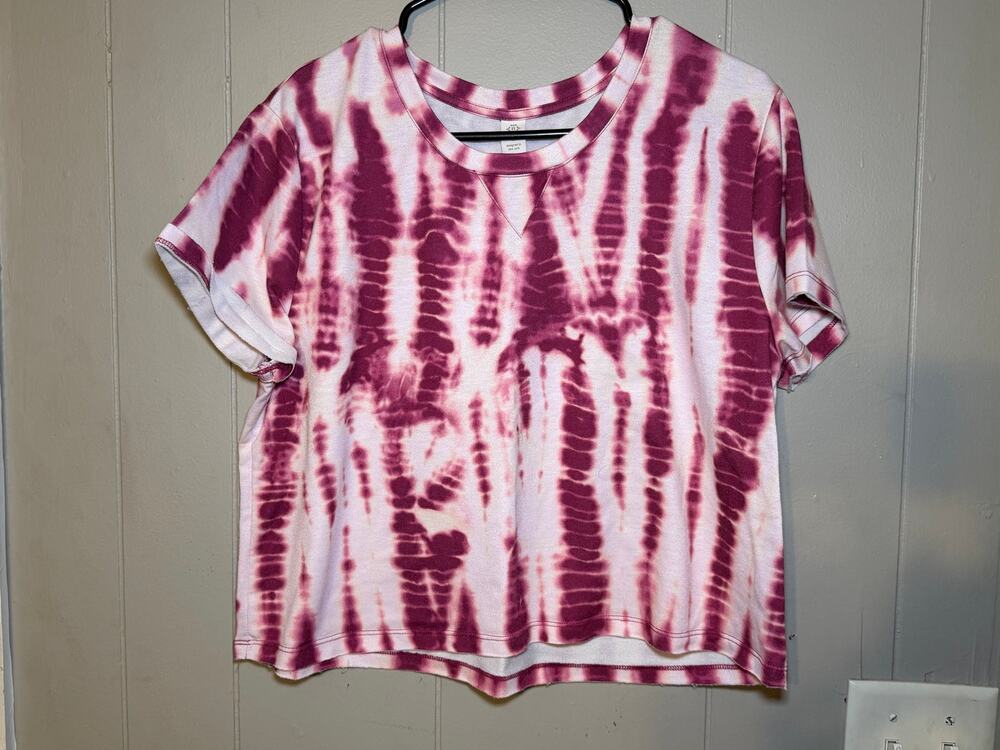 Nanette Lepore Women’s M Pink Burgundy Tie Dye Short Sleeve Top